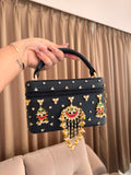 ZEWAR VANITY SLING BAGS