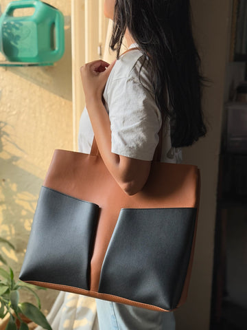 DOUBLE TROUBLE TOTE BAG